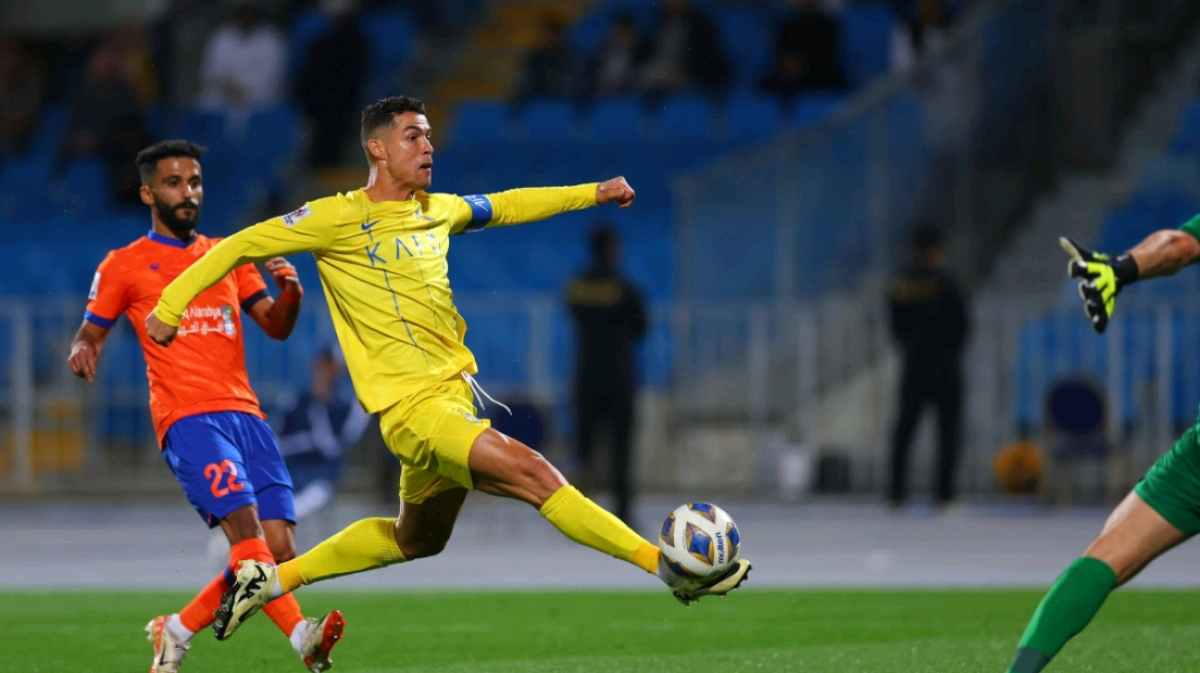 集结日体能课后,罗马扳平良机备战亚冠,态度坚定,年轻球员得到机会(日直底板适合大球时代嘛) 集结日体能课后,罗马扳平良机备战亚冠,态度坚定,年轻球员得到机会(日直底板适合大球时代嘛)