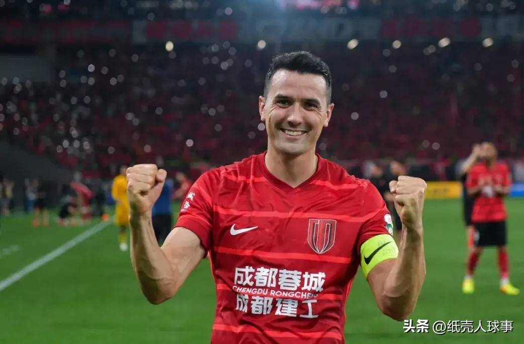 集结日体能课后,罗马扳平良机备战亚冠,态度坚定,年轻球员得到机会(日直底板适合大球时代嘛) 集结日体能课后,罗马扳平良机备战亚冠,态度坚定,年轻球员得到机会(日直底板适合大球时代嘛)